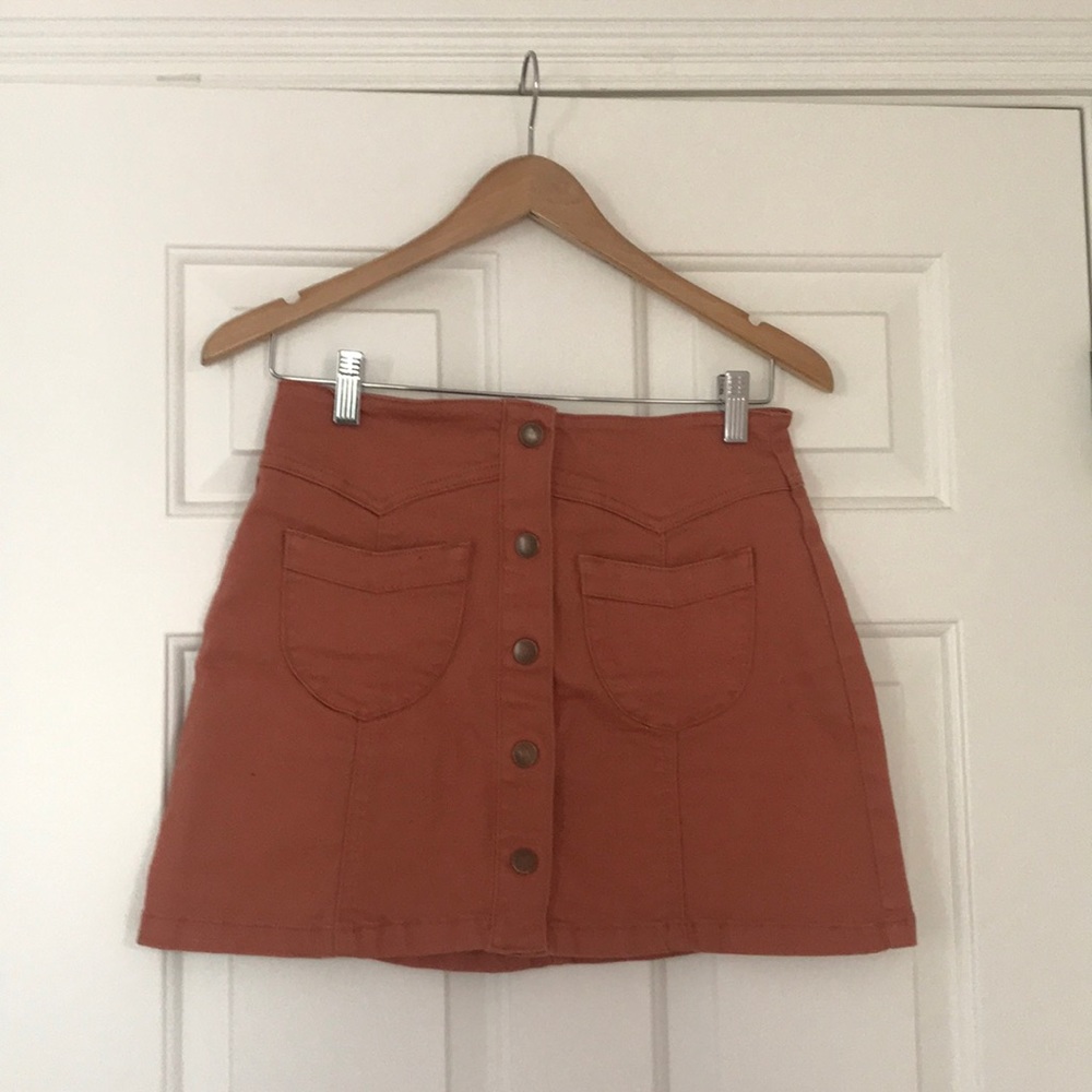mini skirt
